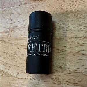 Vitruvi Retreat Essential Oil Blend NWOT